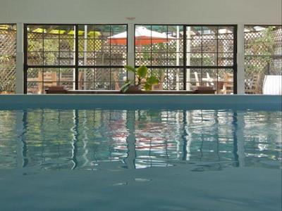 دیستینکشن وانگاری هتل اند کنفرنس سنتر