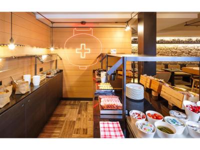 اسویز نایت بای فاسبیند