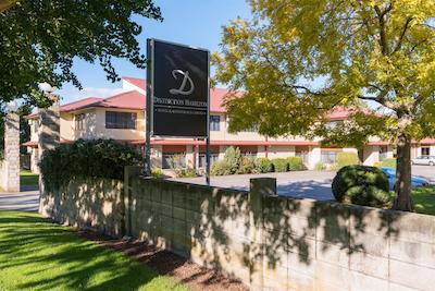 دیستینکشن هامیلتون هتل اند کنفرنس سنتر