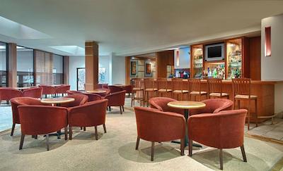 فور پوینتز بای شراتون ترنتو آیرپرت