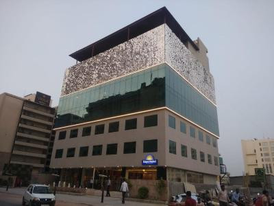 دیز هتل جیپور تونک راد