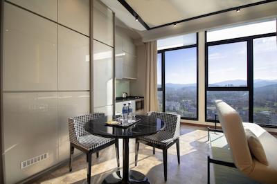 اکسپرسشنز پرفسشنال سویتز