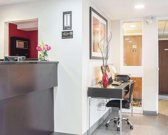 کمفرت این فردریکتون