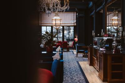 هتل امستردام امستل