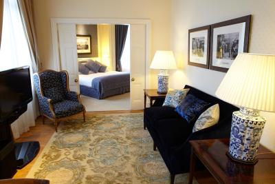 هتل امستردام امستل