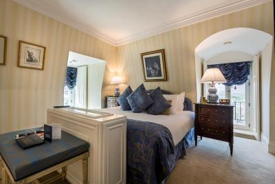 هتل امستردام امستل