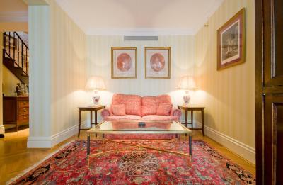 هتل امستردام امستل