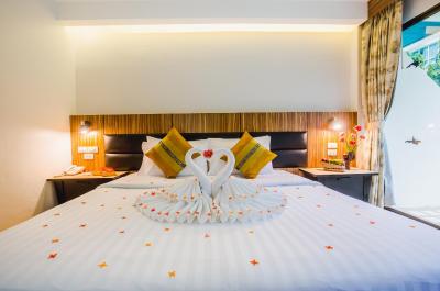 کارون ویل ریزورت پوکت