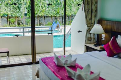 کارون ویل ریزورت پوکت