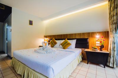 کارون ویل ریزورت پوکت