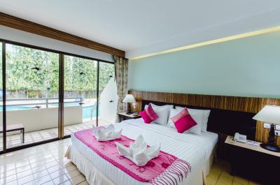 کارون ویل ریزورت پوکت