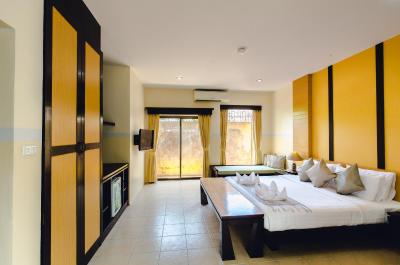 کارون ویل ریزورت پوکت