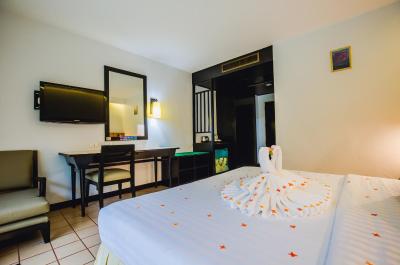 کارون ویل ریزورت پوکت