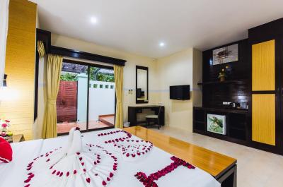 کارون ویل ریزورت پوکت