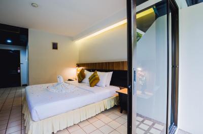 کارون ویل ریزورت پوکت