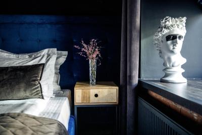 کنترون بوتیک هتل