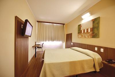 هتل مگا پلو