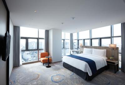 هلید این اکسپرز اسئوول هنگدا