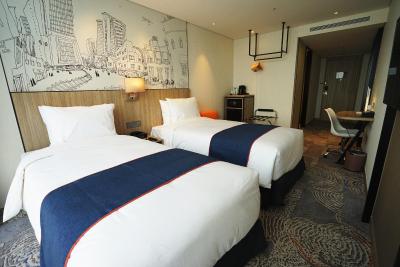 هلید این اکسپرز اسئوول هنگدا