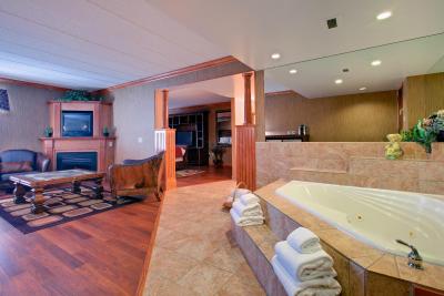 هلید این اکسپرز اند سویتز چارلتتون