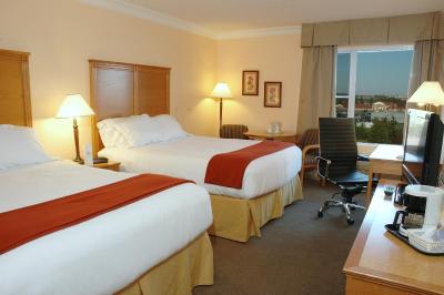 هلید این اکسپرز اند سویتز چارلتتون