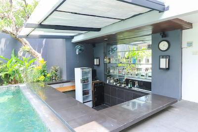 کاسا پادما هتل اند سویتز