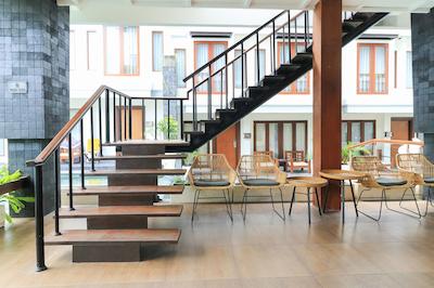 کاسا پادما هتل اند سویتز