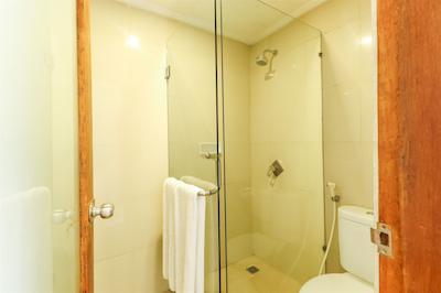 کاسا پادما هتل اند سویتز