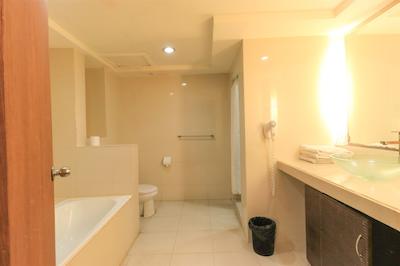 کاسا پادما هتل اند سویتز