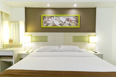 کاسا پادما هتل اند سویتز