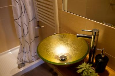 نروا اکسمدیشن کاوور