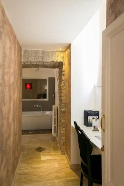 نروا اکسمدیشن کاوور