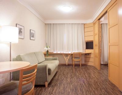 گرین پلاس فلات سرویس اند رسیدنس