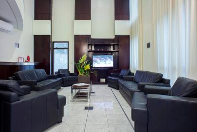 گرین پلاس فلات سرویس اند رسیدنس