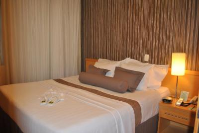 گرین پلاس فلات سرویس اند رسیدنس