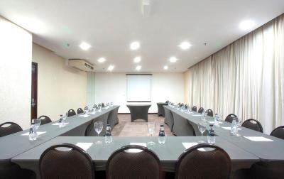 گرین پلاس فلات سرویس اند رسیدنس