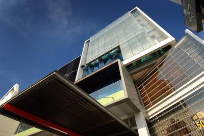 کمانگ ایکن بای آلیلا