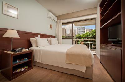 د کاپیتال-ماناجد بای اکسرهتلز