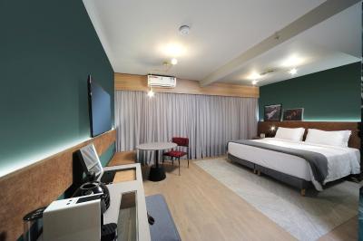 د کاپیتال-ماناجد بای اکسرهتلز