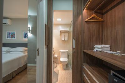 د کاپیتال-ماناجد بای اکسرهتلز