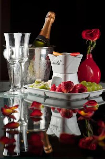 د کاپیتال-ماناجد بای اکسرهتلز