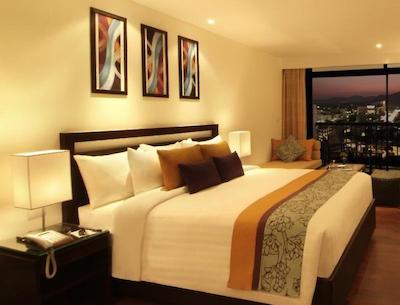 سوئیس اوتل ریزورت پوکت پاتونگ بیچ