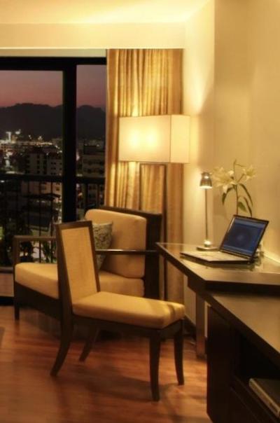 سوئیس اوتل ریزورت پوکت پاتونگ بیچ