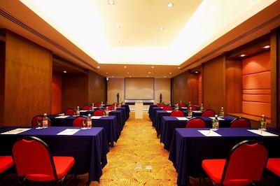 سوئیس اوتل ریزورت پوکت پاتونگ بیچ