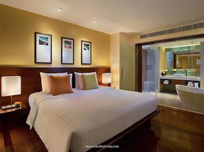 سوئیس اوتل ریزورت پوکت پاتونگ بیچ