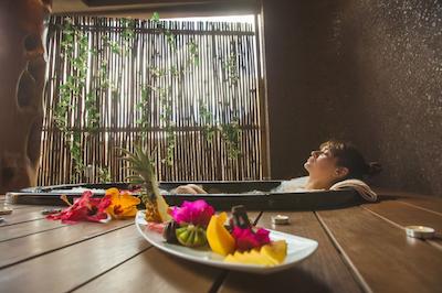 هانگارا اکو ویلیج اند اسپا