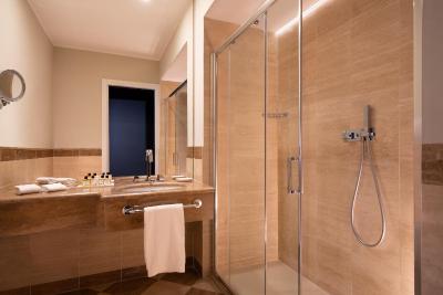 سینا برنینی بریستل