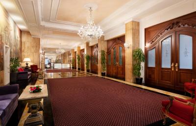 سینا برنینی بریستل