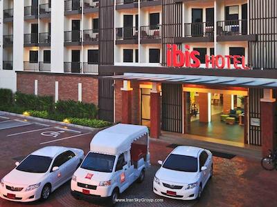 آیبیس پوکت کاتا