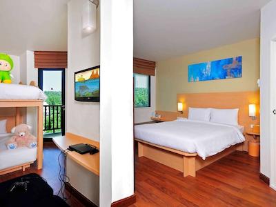 آیبیس پوکت کاتا